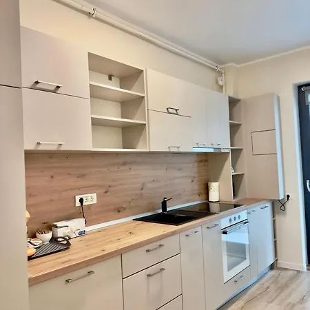 Aqua Vista Queens 2 Mobilat Lux Langa Infinity Parcare Privata