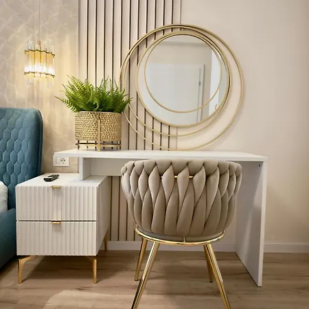 Aqua Vista Queens 2 Mobilat Lux Langa Infinity Parcare Privata *