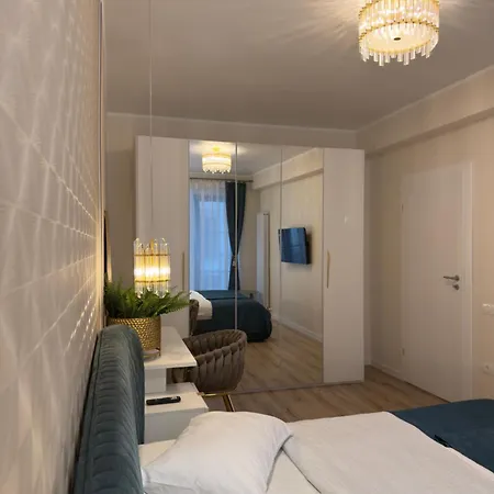 Aqua Vista Queens 2 Mobilat Lux Langa Infinity Parcare Privata *